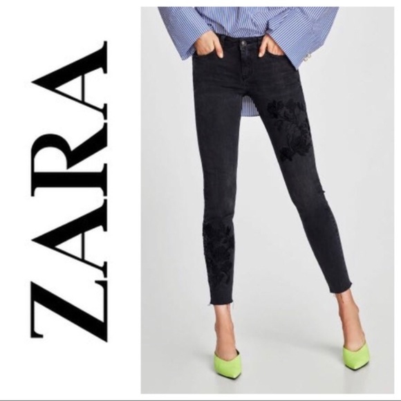 Zara Denim - •Zara• Embroidered Floral Raw Hem Jeans